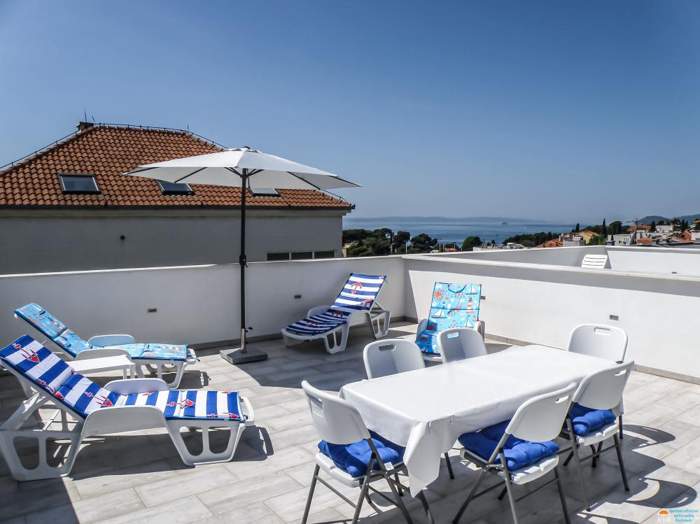 Rooftop terrace